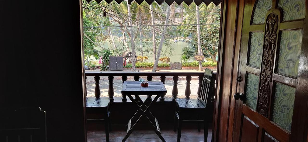 Phousi Guesthouse 2 Luang Prabang Bagian luar foto