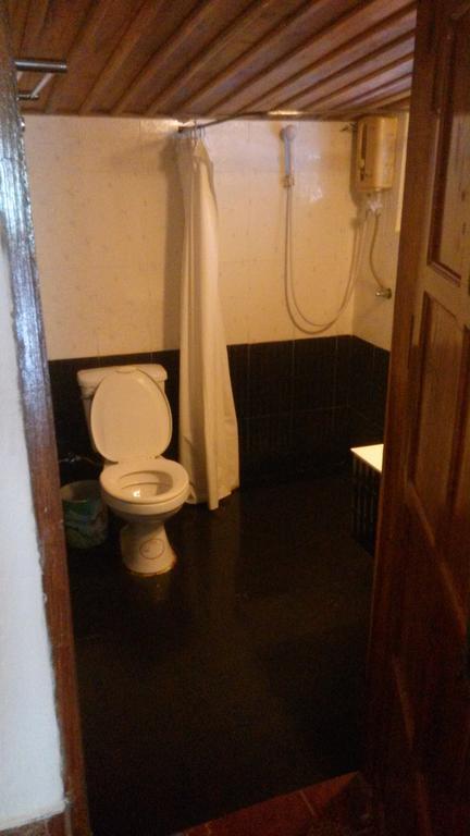 Phousi Guesthouse 2 Luang Prabang Bagian luar foto